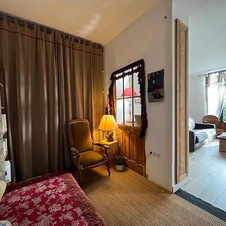 Semesterbostad L'echoppe De Berangere *