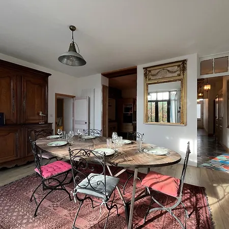 Semesterbostad L'echoppe De Berangere