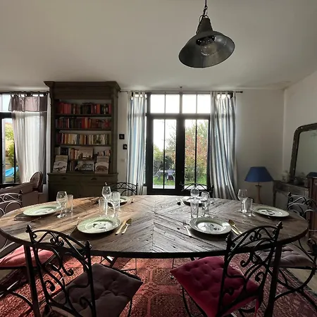 Semesterbostad L'echoppe De Berangere *